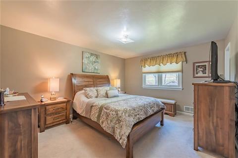 118 Rizzi Dr, Irwin, PA 15642 photo 12