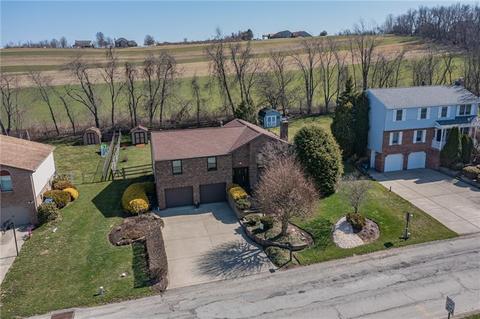 118 Rizzi Dr, Irwin, PA 15642 photo 2