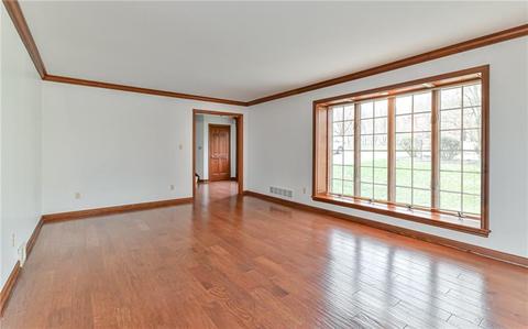 4054 Jupiter Dr, Hampton, PA 15101 photo 4