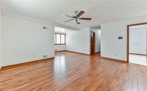 4054 Jupiter Dr, Hampton, PA 15101 photo 14