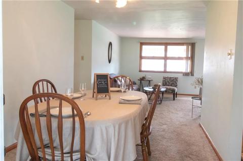 24 S Rolling Hills Ave, Irwin, PA 15642 photo 8