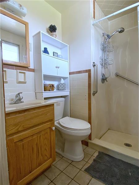 24 S Rolling Hills Ave, Irwin, PA 15642 photo 14