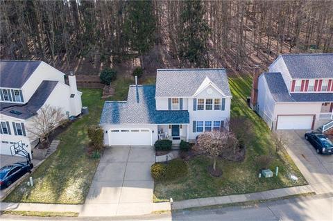 545 Juniper Ct, Mars, PA 16046 photo 2