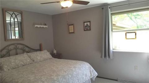 113 Sheffield Dr, Irwin, PA 15642 photo 9
