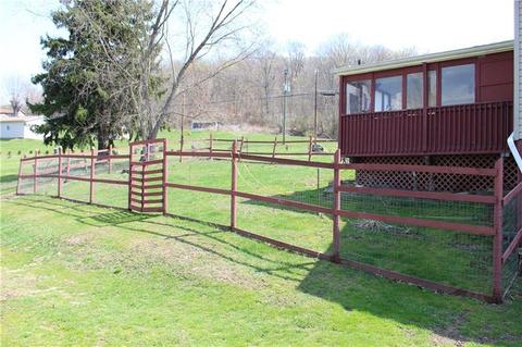 2 Apple Way, Smith, PA 15053 photo 4