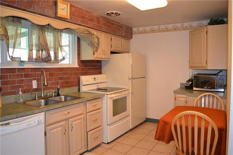 433 Raspberry Dr, Monroeville, PA 15146 photo 5