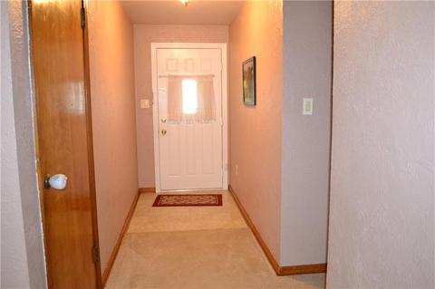 433 Raspberry Dr, Monroeville, PA 15146 photo 2
