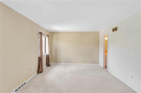 209 Georgetown Ln, Export, PA 15632 photo 19