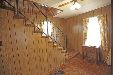 1113 State St, Vandergrift, PA 15690 photo 21