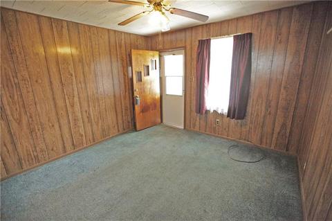 1113 State St, Vandergrift, PA 15690 photo 23