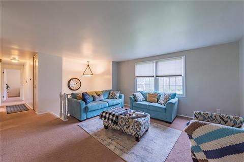 124 Pheasant Run Dr, Export, PA 15632 photo 4