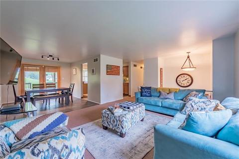 124 Pheasant Run Dr, Export, PA 15632 photo 5