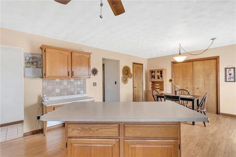25 Janette Cir, Irwin, PA 15642 photo 10