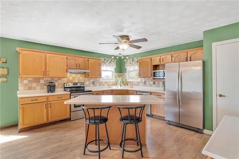 25 Janette Cir, Irwin, PA 15642 photo 8