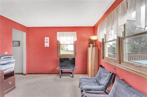 25 Janette Cir, Irwin, PA 15642 photo 6