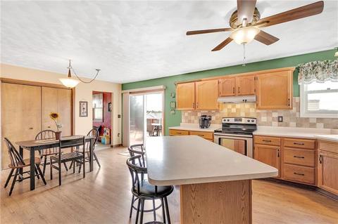 25 Janette Cir, Irwin, PA 15642 photo 9