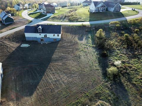 201 Celeste Ct, Unity Twp, PA 15650 photo 2