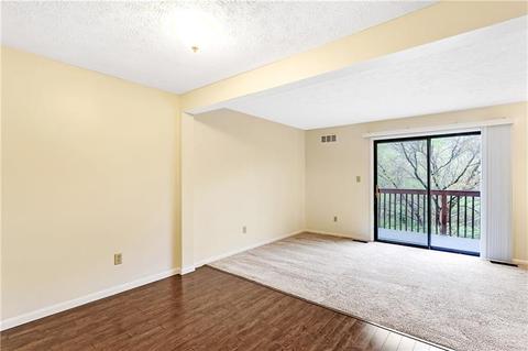 209 Brookside Ln, Seven Fields, PA 16046 photo 7
