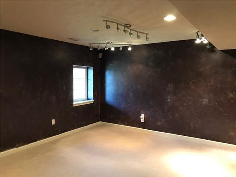 6414 Lindsey Ln, Export, PA 15632 photo 22