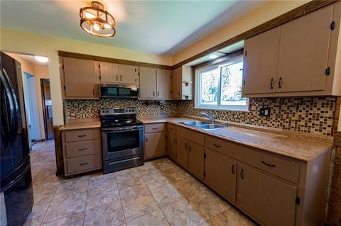 1261 Old State Rd, Apollo, PA 15613 photo 13