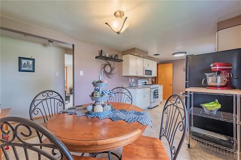 153 Maple Dr, Latrobe, PA 15650 photo 8
