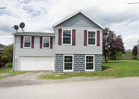 5 Maple St, Smith, PA 15053 photo 1
