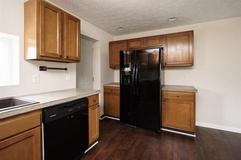 5 Maple St, Smith, PA 15053 photo 4