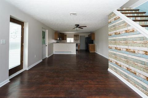5 Maple St, Smith, PA 15053 photo 6