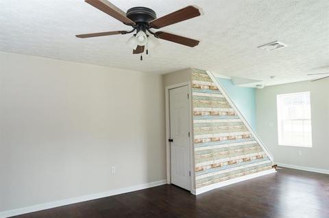 5 Maple St, Smith, PA 15053 photo 8