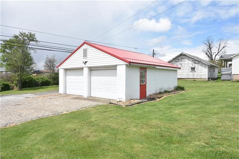 212 S Main St, Elderton Boro, PA 15736 photo 6