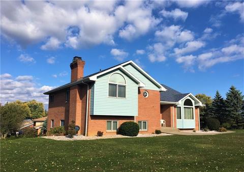 765 Linmore Dr, Hempfield Twp - Wml, PA 15642 photo 2