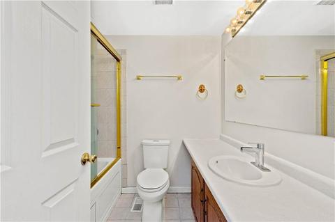233 Pine Dr, Carnot-moon, PA 15108 photo 15