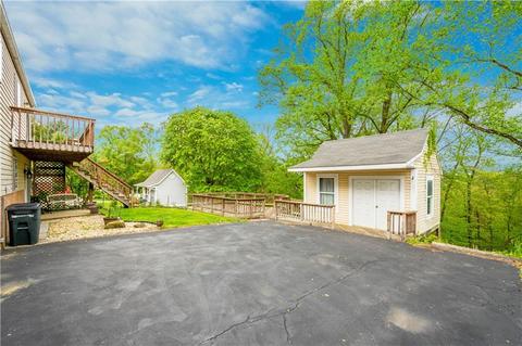 233 Pine Dr, Carnot-moon, PA 15108 photo 22