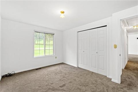 233 Pine Dr, Carnot-moon, PA 15108 photo 17