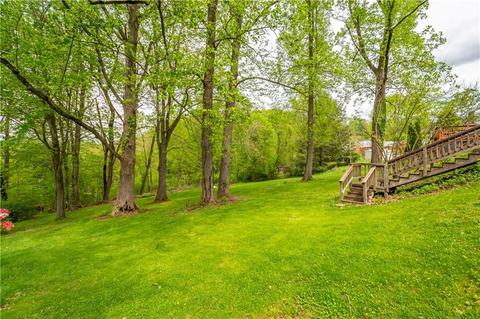233 Pine Dr, Carnot-moon, PA 15108 photo 23