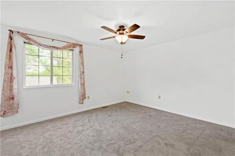 233 Pine Dr, Carnot-moon, PA 15108 photo 12