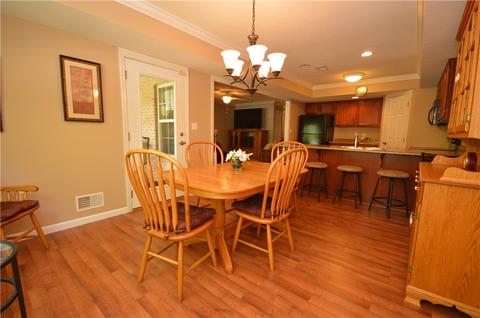 102 Adele Ct, Pittsburgh, PA 15229 photo 12