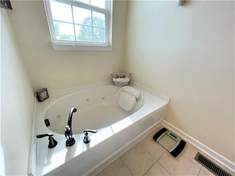 905 Pointe View Dr, Mars, PA 16046 photo 17
