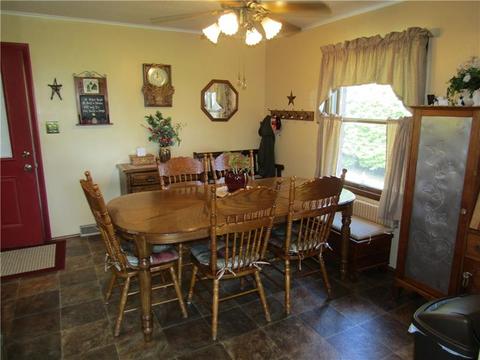 205 Johnetta Rd, Vandergrift, PA 15690 photo 7
