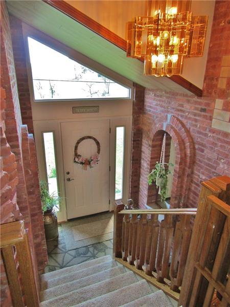 205 Johnetta Rd, Vandergrift, PA 15690 photo 5