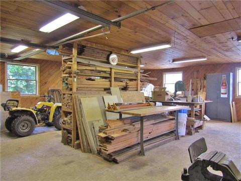 205 Johnetta Rd, Vandergrift, PA 15690 photo 22