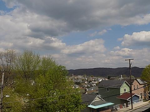 413 Lowell St, Vandergrift, PA 15690 photo 7