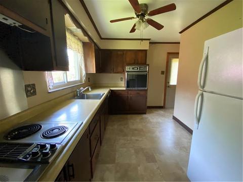 428 Raspberry Dr, Monroeville, PA 15146 photo 7