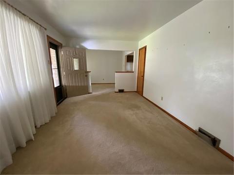428 Raspberry Dr, Monroeville, PA 15146 photo 6