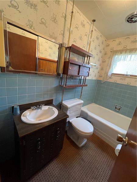 741 Old State Rd, Apollo, PA 15613 photo 13