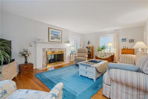 4939 Simmons Cir, Export, PA 15632 photo 4