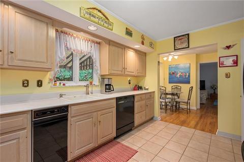 4939 Simmons Cir, Export, PA 15632 photo 10