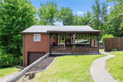 138 Wickham Dr, Monaca, PA 15061 photo 1