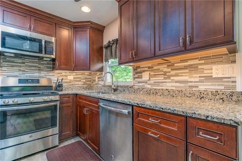 128 Pleasantview Dr, Monaca, PA 15061 photo 12