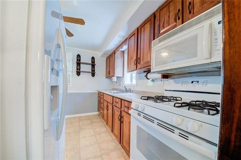 5159 E Willock Rd, Pittsburgh, PA 15236 photo 9